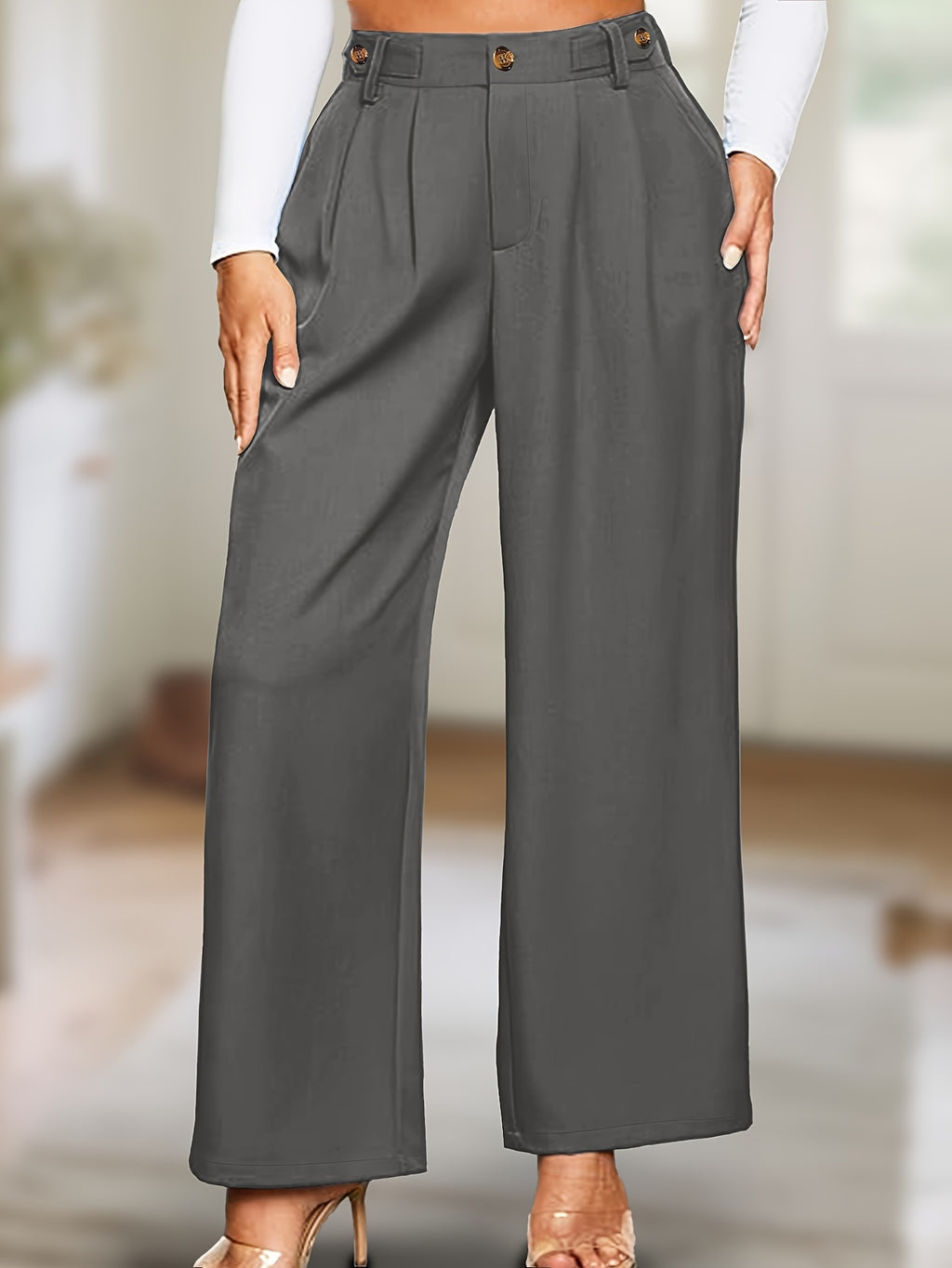Pantalon grande taille, coupe droite, ligne nette, détail du tissu