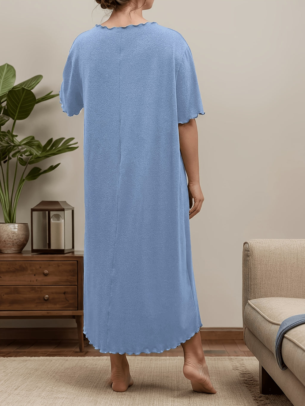 Chemise de nuit grande taille — Liseré ivoire et trois nœuds