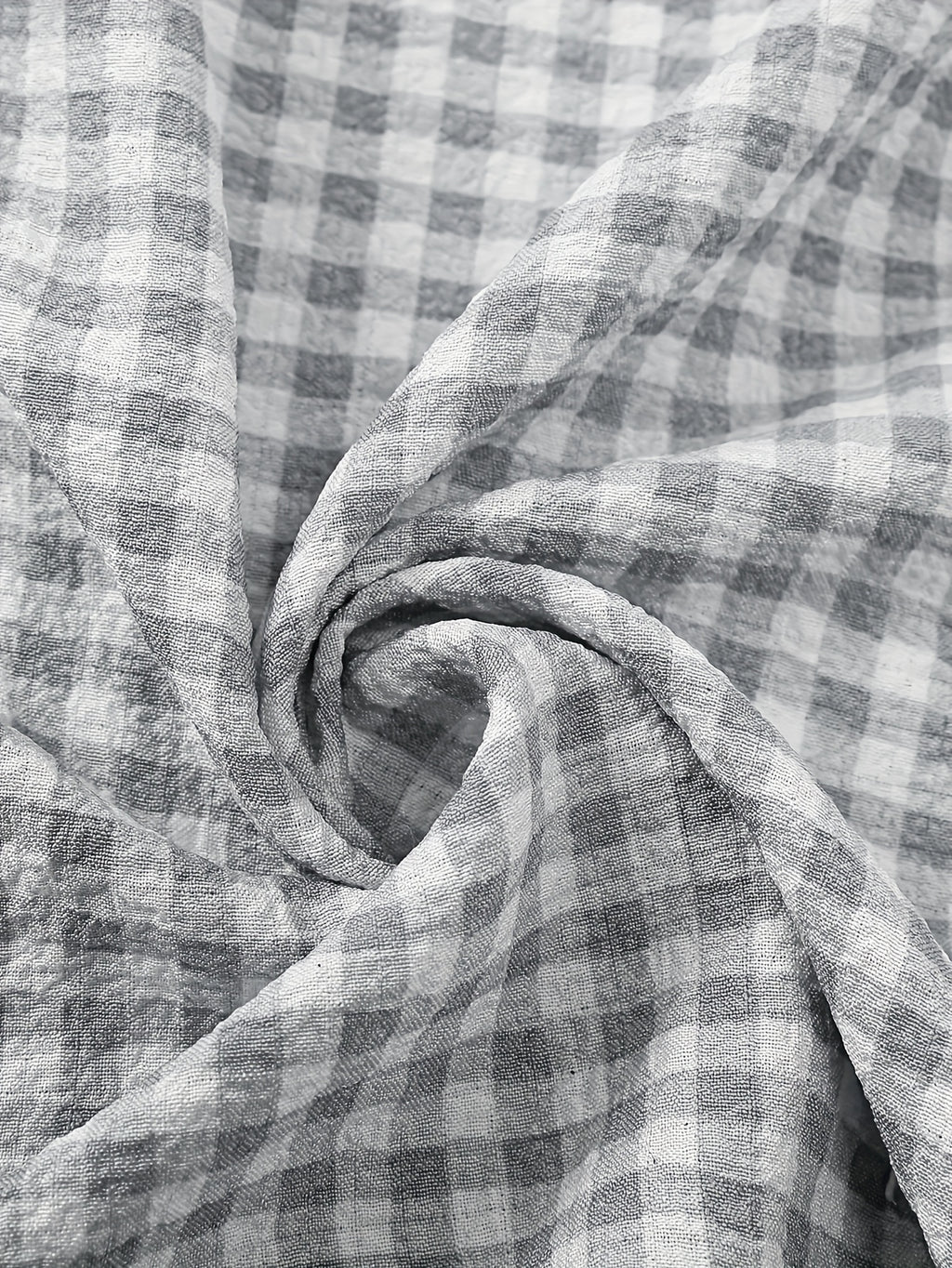 Pyjama grande taille à carreaux, manches courtes, détail du tissu