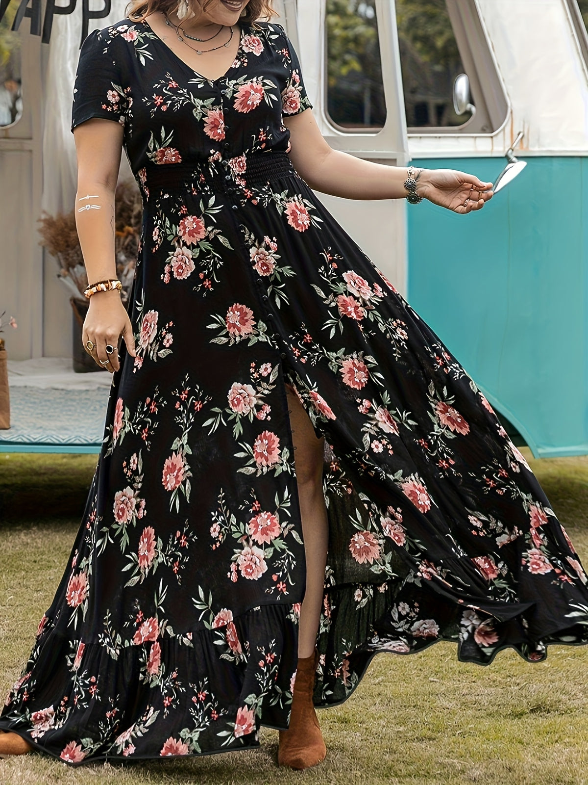 Robe longue grande taille — Fleurie à patte boutonnée viscose