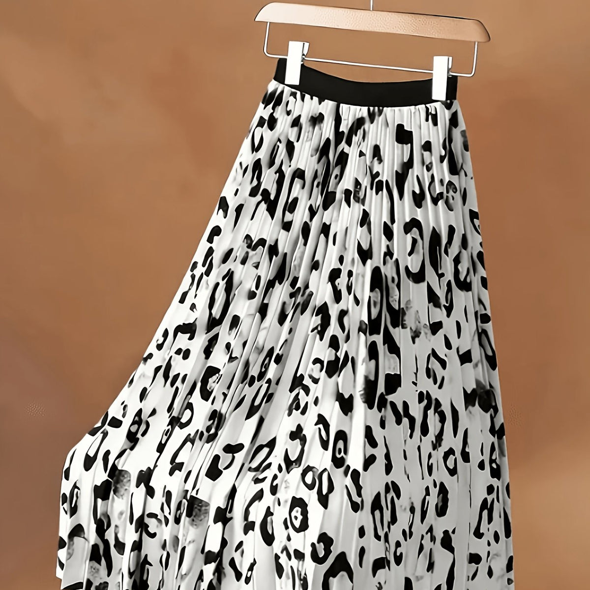 Jupe grande taille à imprimé léopard, coupe droite — matière : polyester Image