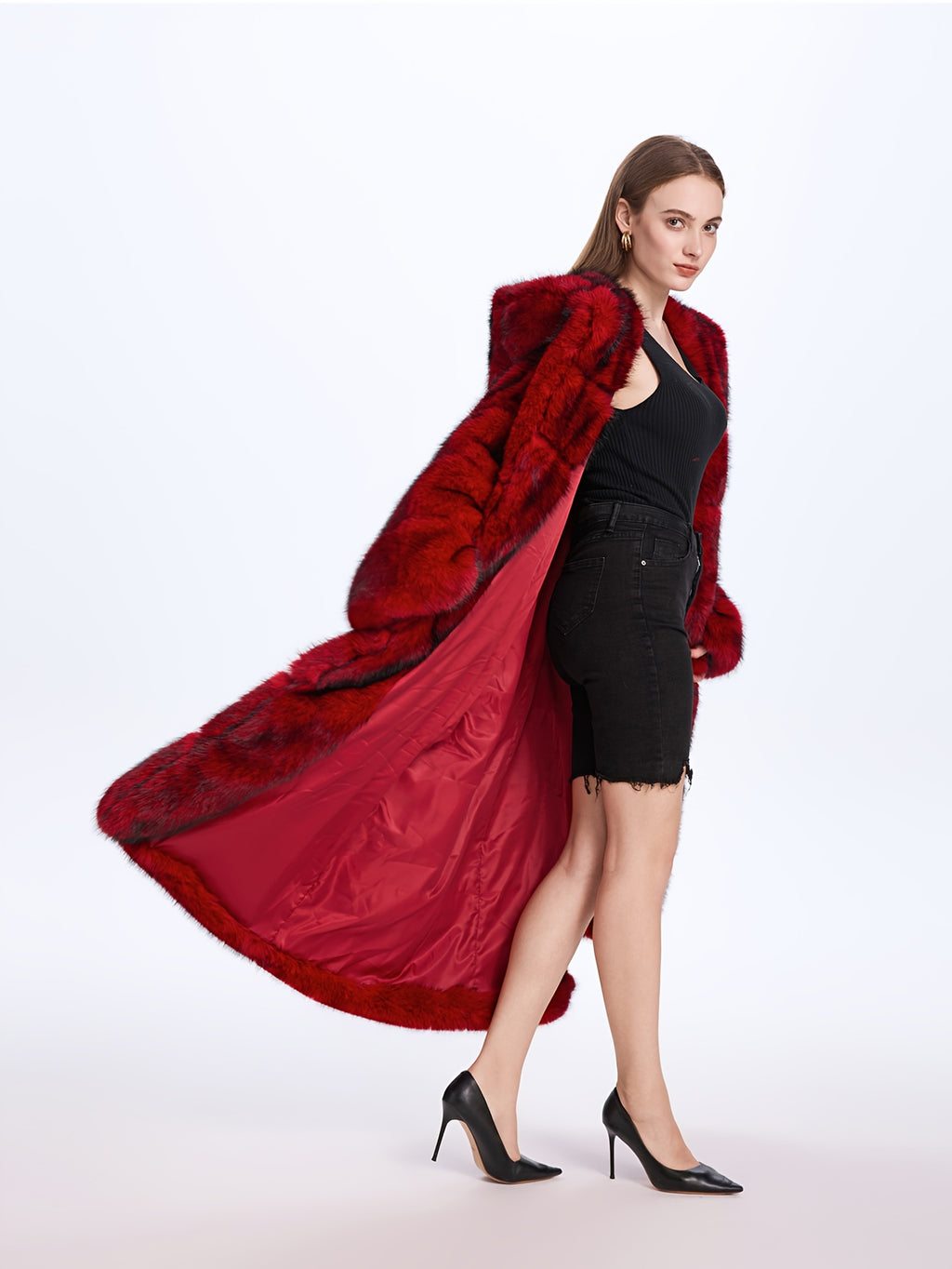 Manteau grande taille, coupe oversize, capuche, chaleur d'hiver, vue de profil