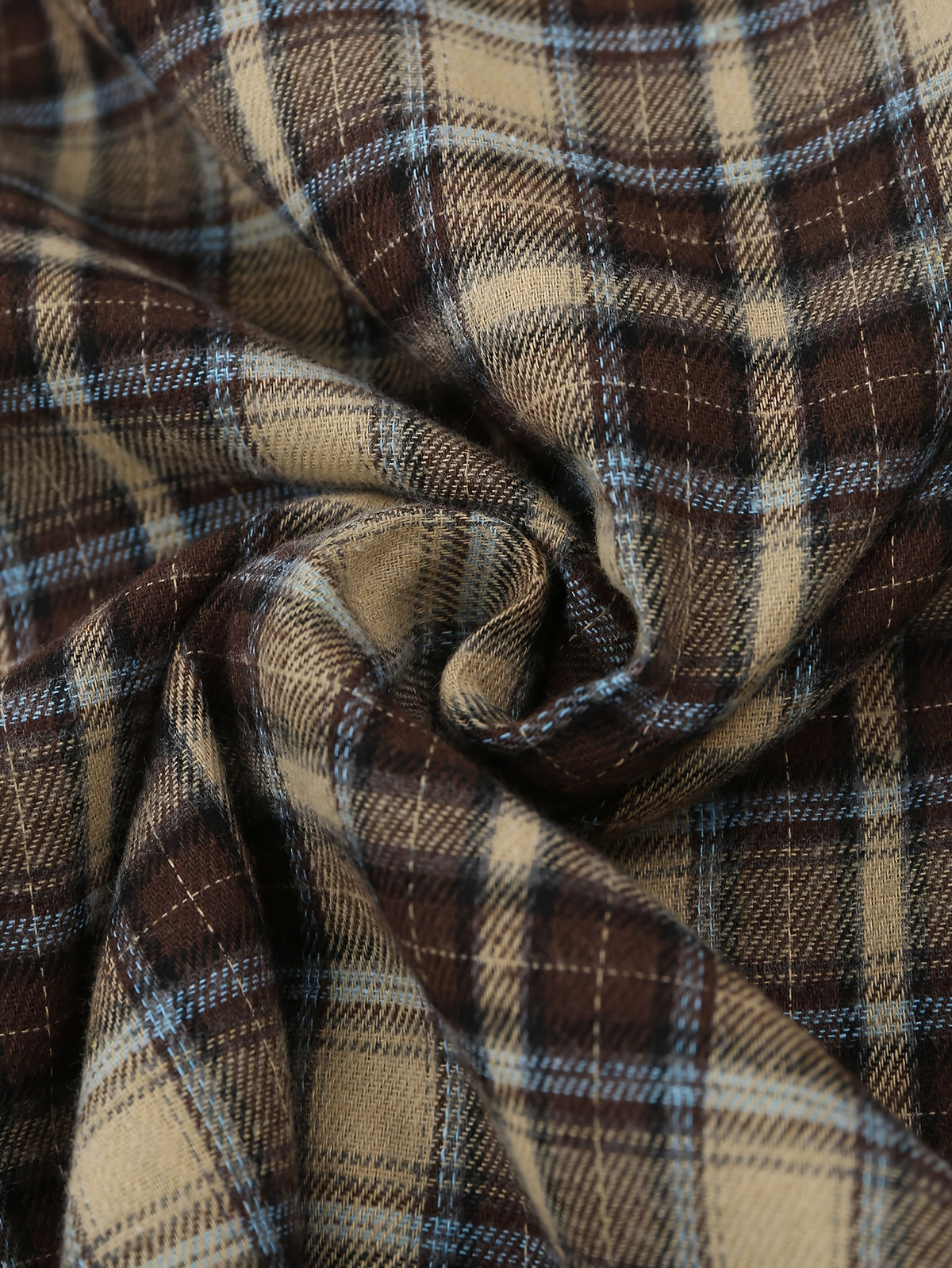 Chemise grande taille à carreaux, coupe oversize, boutonnage, manches longues, porté de face