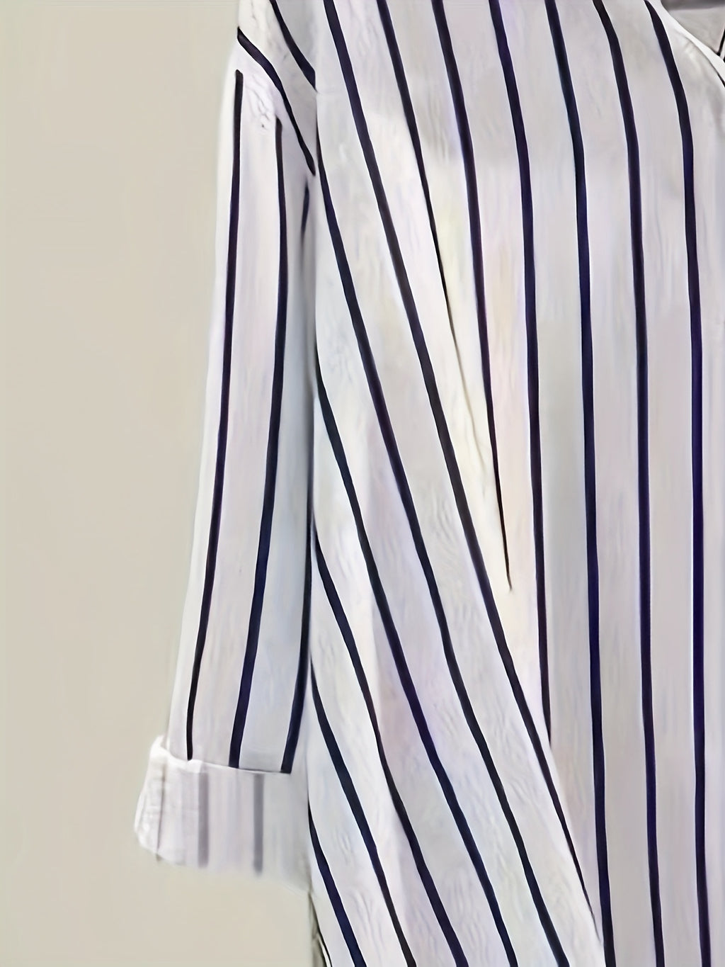 Chemise grande taille à rayures, manches longues, tombé fluide, vu de dos
