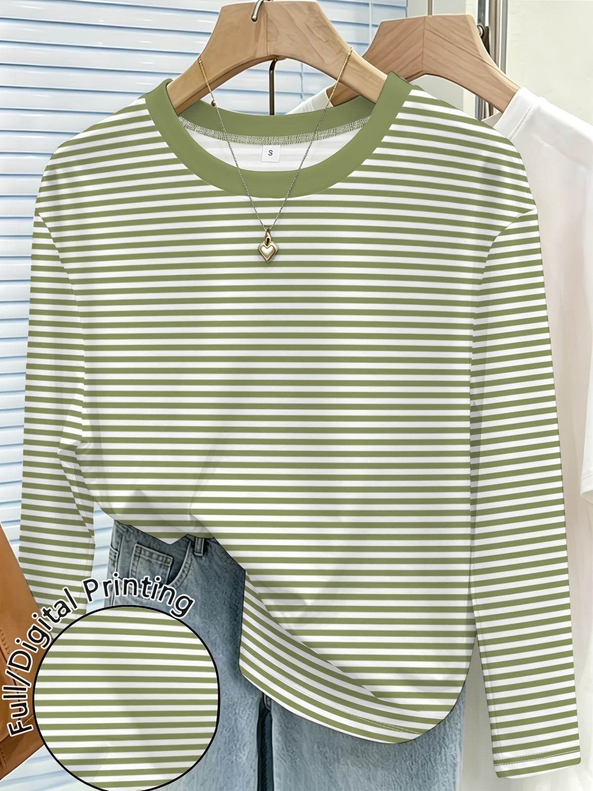 T-shirt grande taille à rayures, coupe oversize, manches longues — composition : 95% Polyester, 5% Élasthanne Image