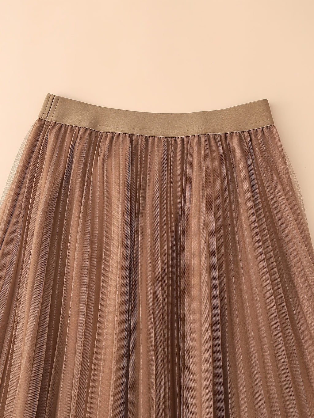 Jupe grande taille, plissés, allure élégante, vue de profil