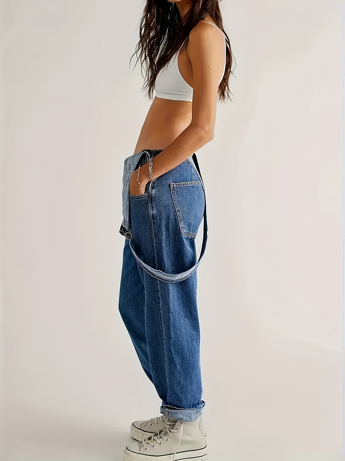 Salopette grande taille, coupe longue, tenue franche