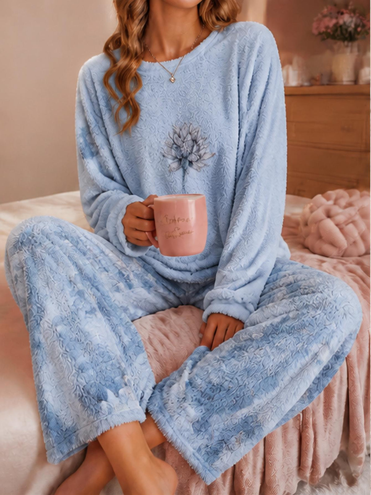 Pyjama grande taille, col rond, allure vintage