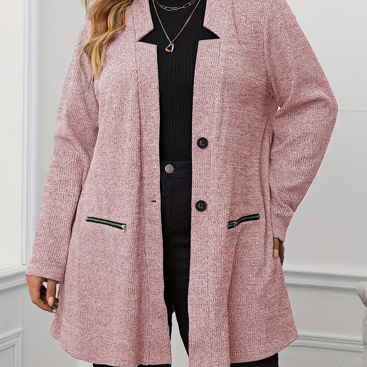Manteau grande taille, col V, vu de dos