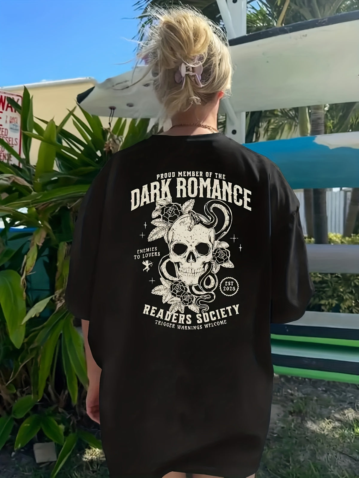 T-shirt grande taille, col rond, manches courtes, esprit décontracté