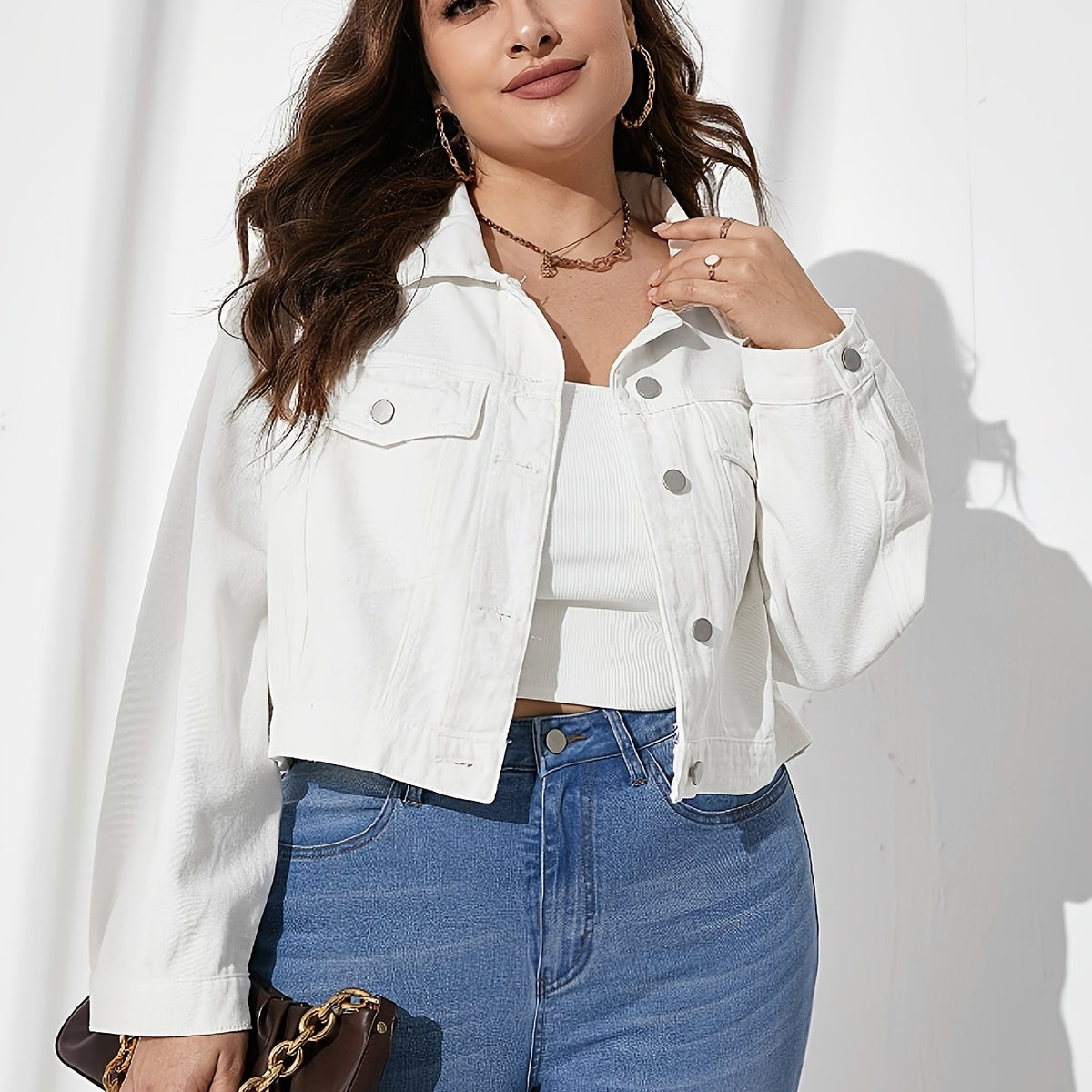 Veste grande taille, coupe oversize, col à revers, boutonnage — composition : 100% Coton