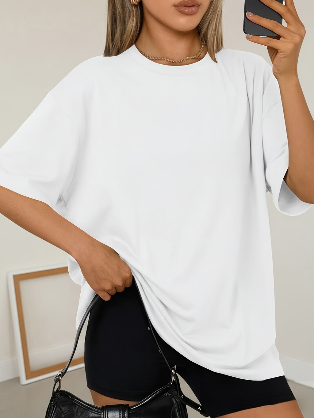 T-shirt grande taille, coupe ample, manches courtes, esprit sportif, visuel produit