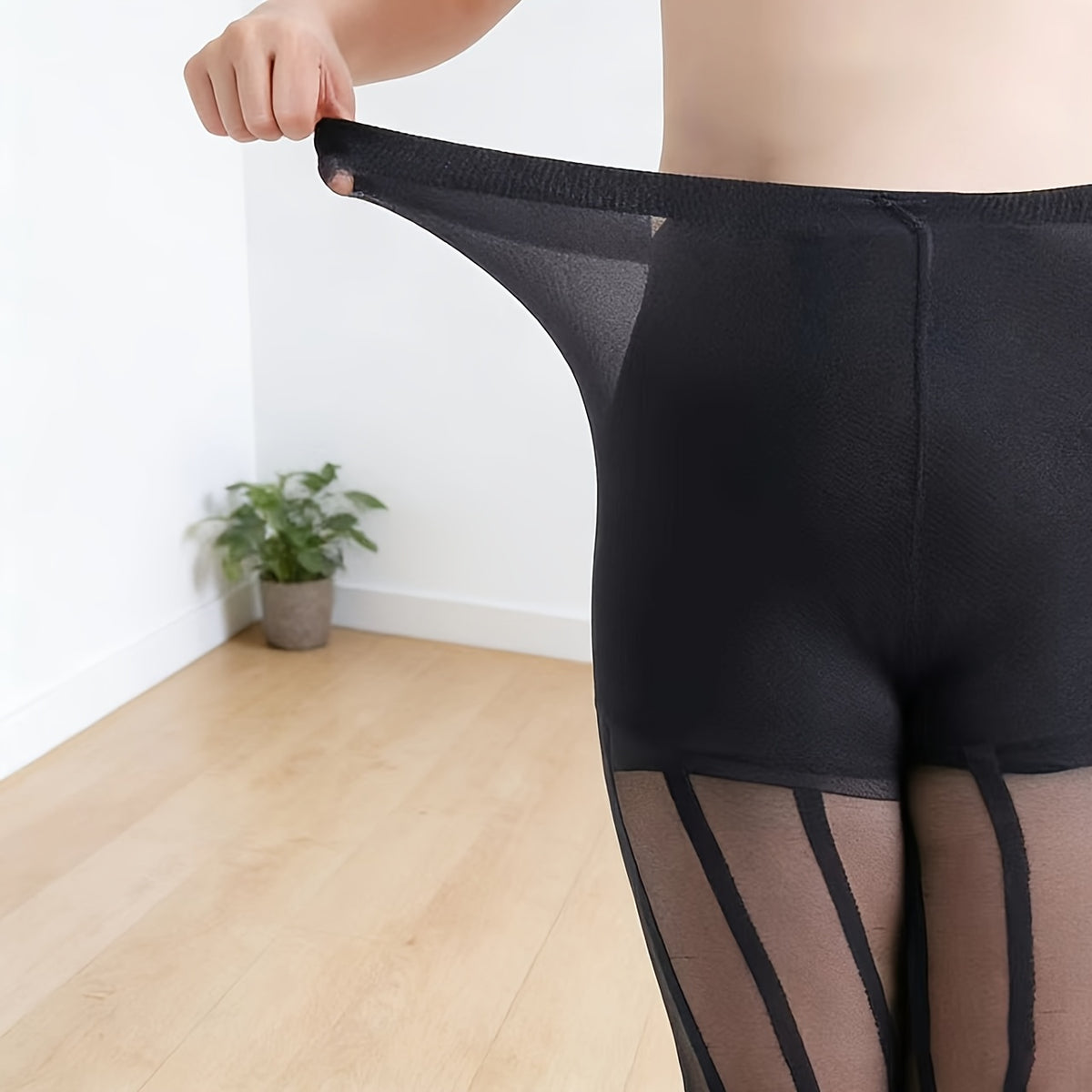 Collant grande taille à rayures — Effet gainant — matière : polyamide Image