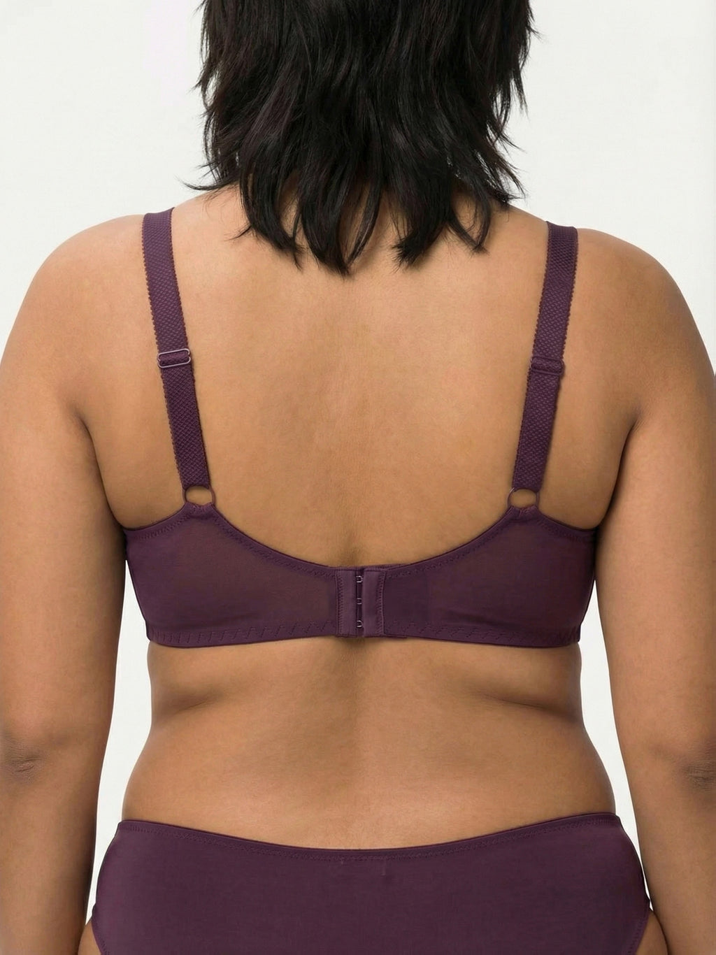 Soutien-gorge grande taille, maille transparente et dentelle