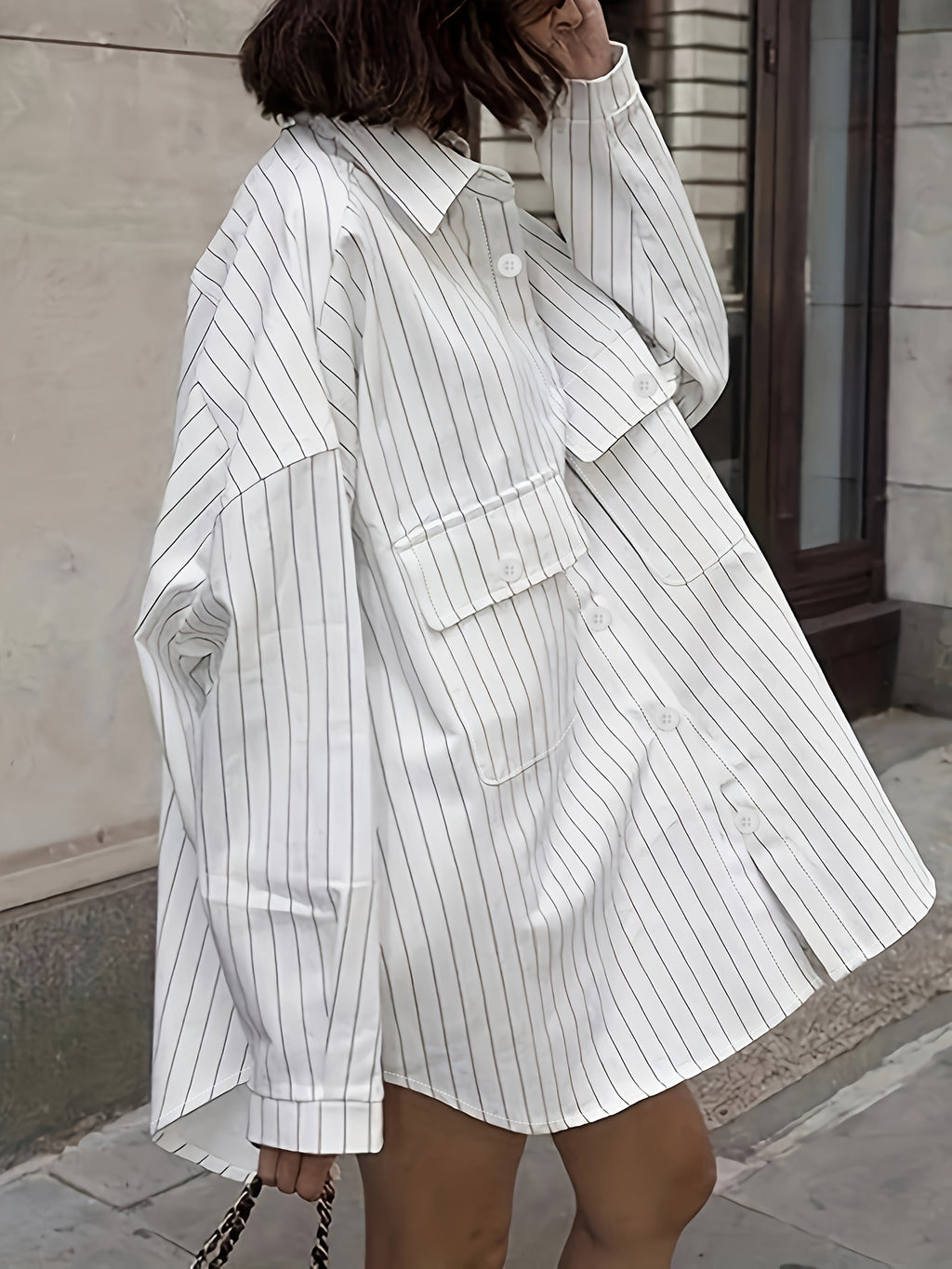 Chemise grande taille à rayures, coupe oversize, col à revers, poches plaquées