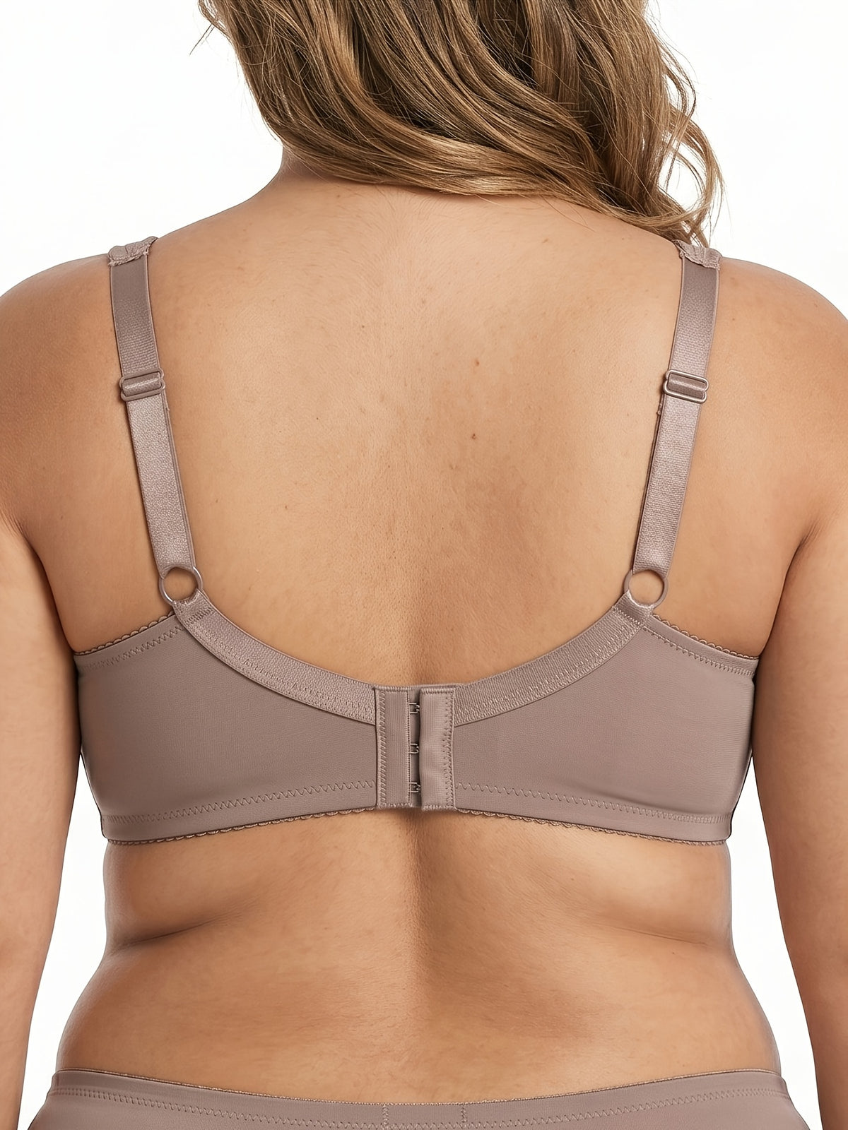 Soutien-gorge grande taille — Ailes hautes et haut ajouré