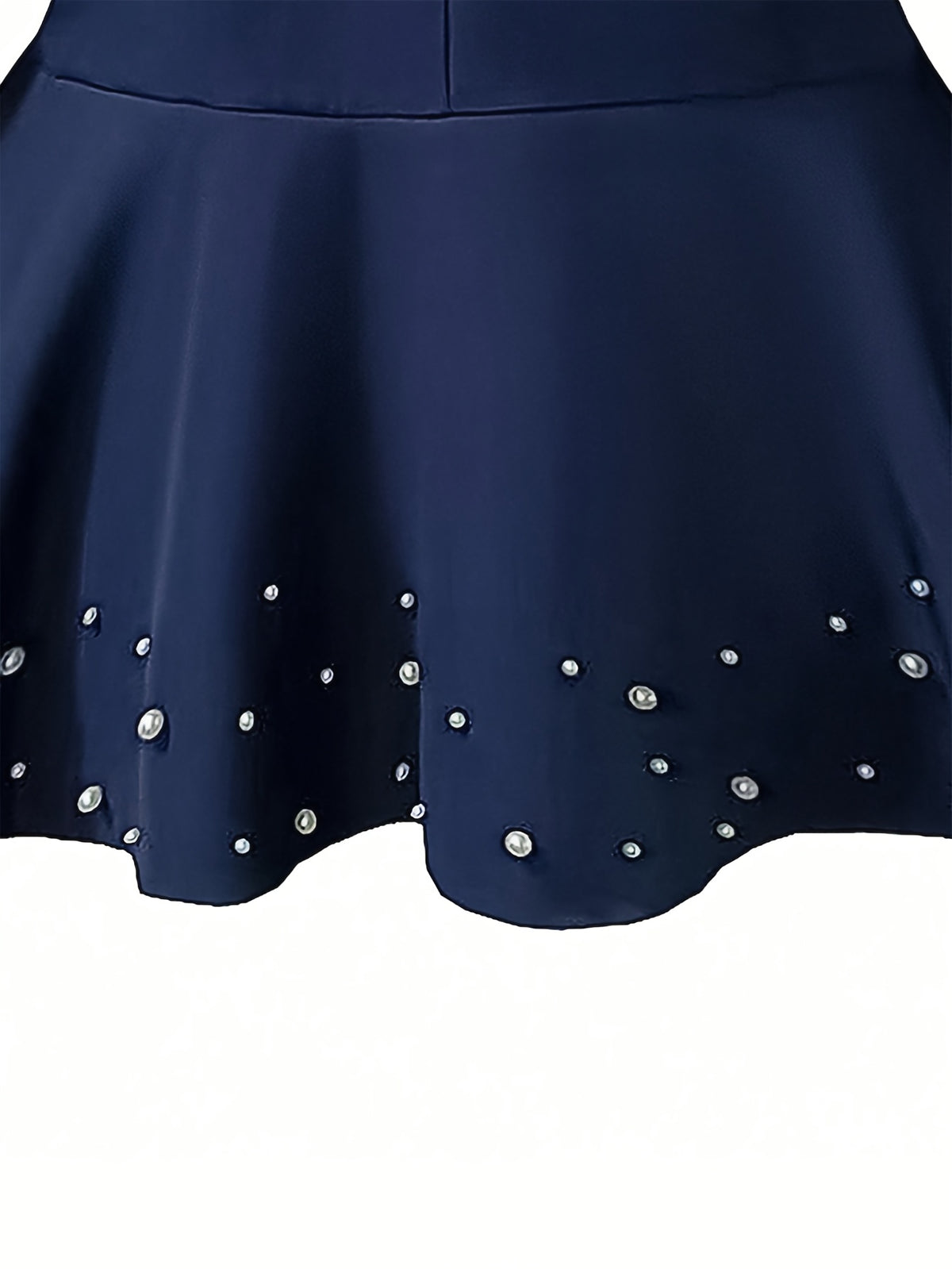 Pull grande taille, coupe oversize, col montant, gros plan