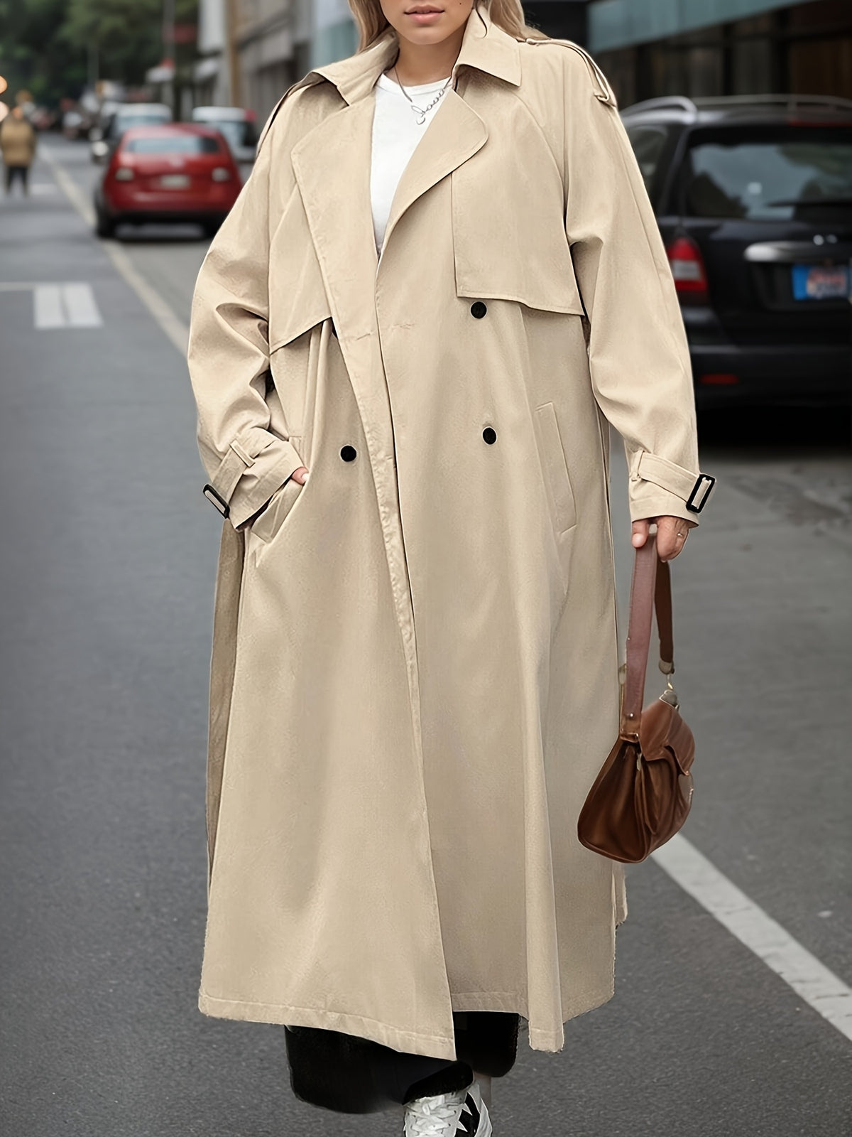 Manteau grande taille, coupe longue, col à revers, boutonnage Image