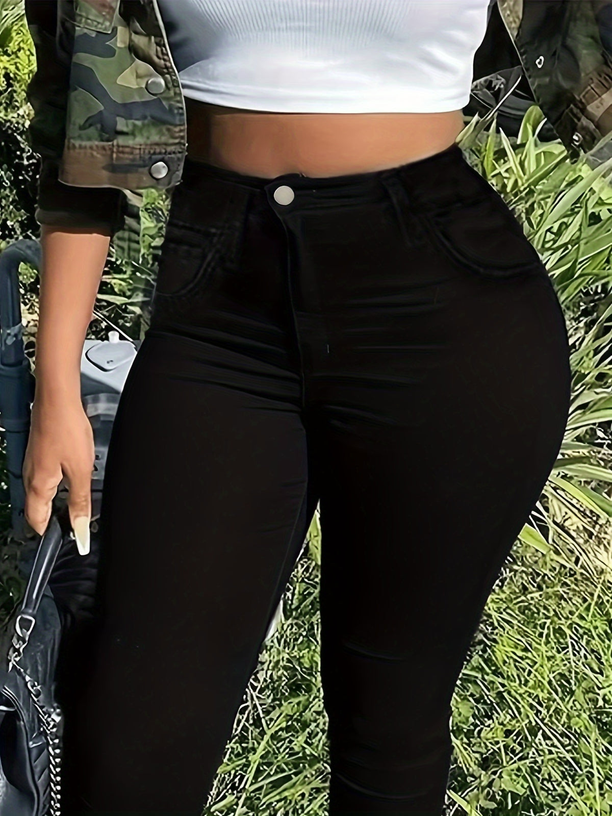 Legging grande taille, délavage doux, tombé fluide, mise en situation