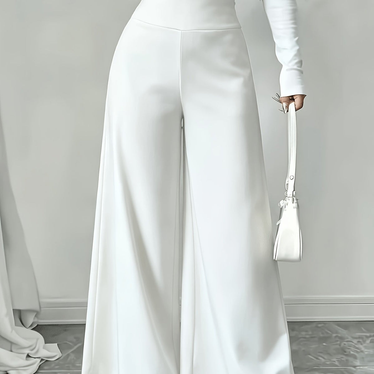 Pantalon grande taille, coupe évasée, jambe large, esprit décontracté — composition : 95% Polyester, 5% Élasthanne