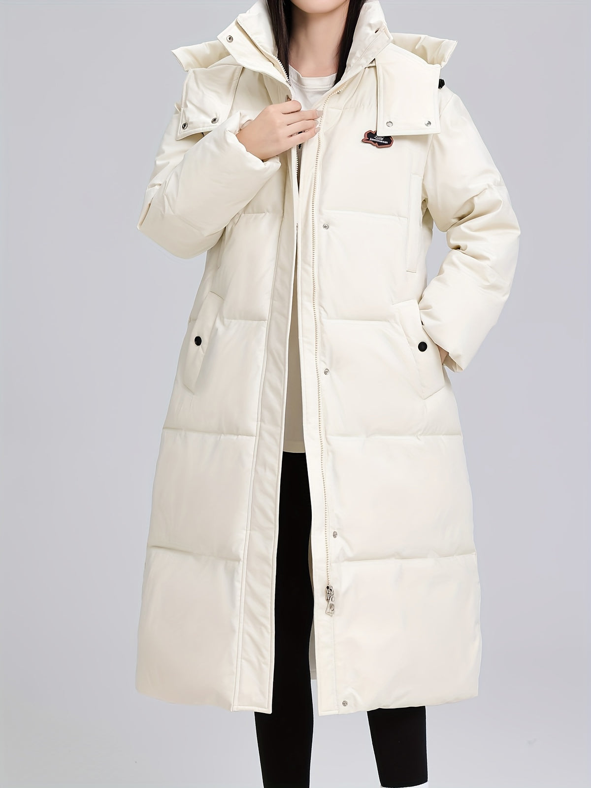 Manteau grande taille, coupe oversize, longueur midi, capuche, vue de profil