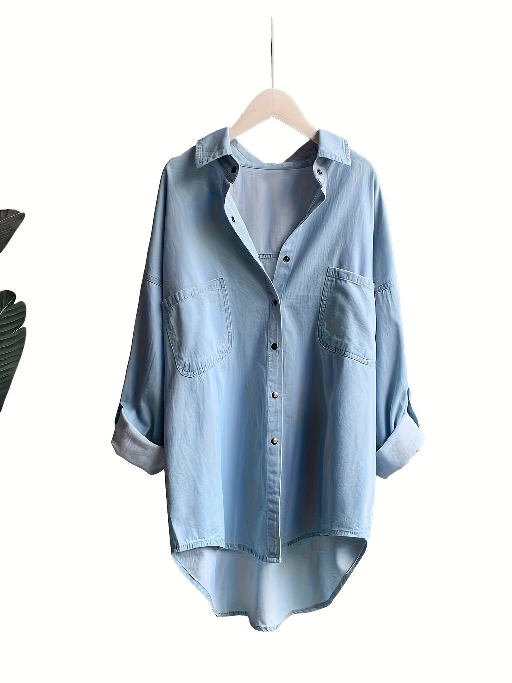 Chemise grande taille, coupe oversize, poches plaquées, manches longues, vu de dos