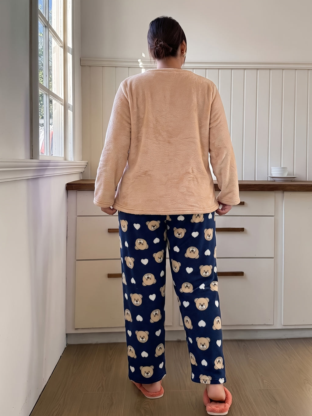Pyjama grande taille, coupe ample, chaleur d'hiver, vu de dos