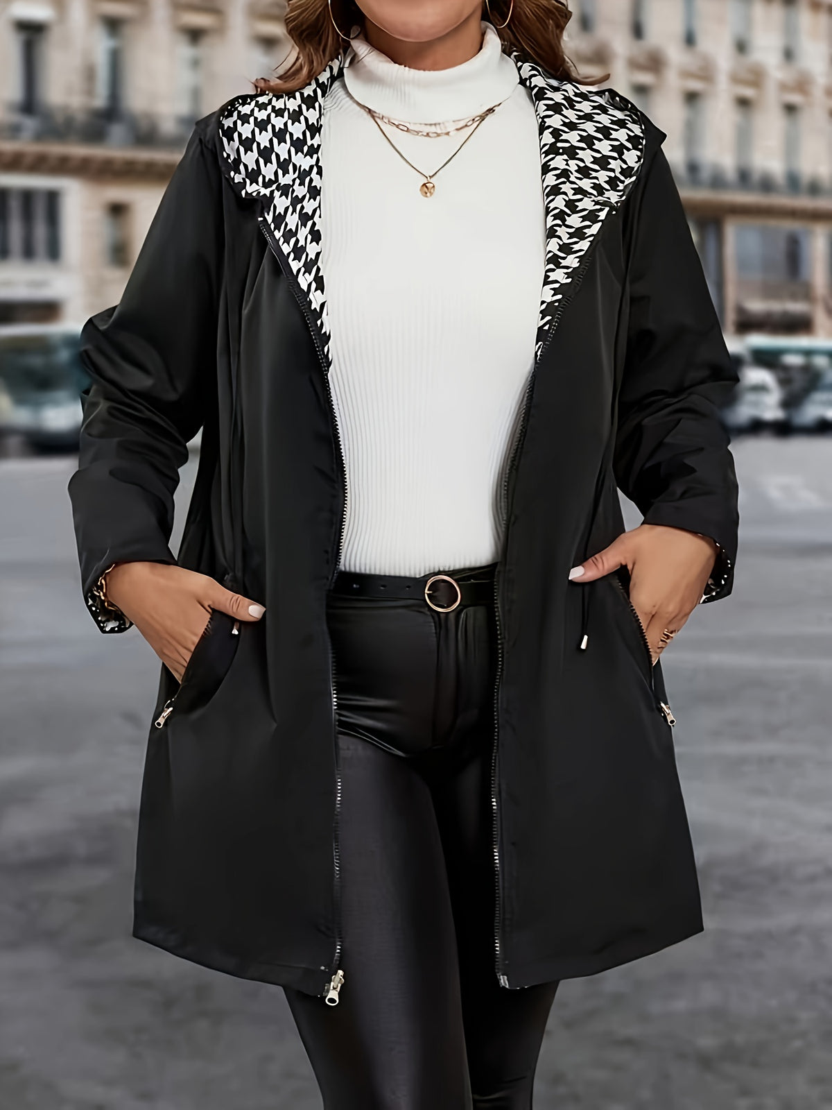 Manteau grande taille, coupe oversize, détail du tissu