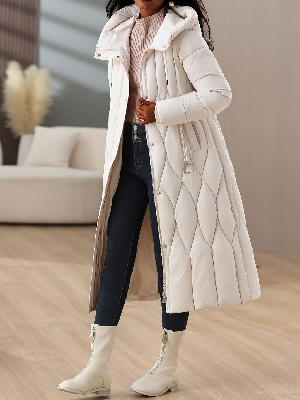 Manteau grande taille, coupe ajustée, capuche, chaleur d'hiver, gros plan