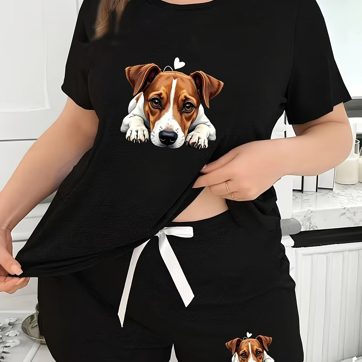 Pyjama grande taille, coupe ample, col rond, manches courtes — composition : 95% Polyester, 5% Élasthanne Image