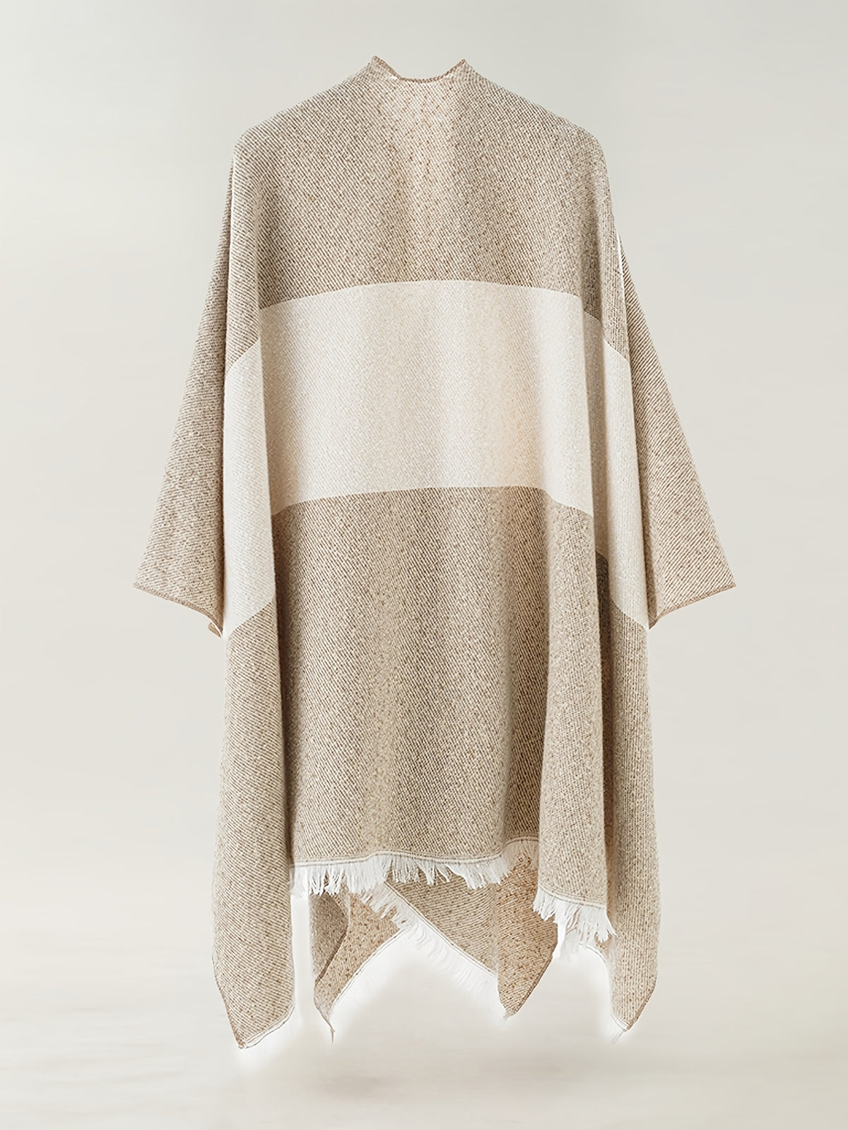 Cardigan grande taille, coupe oversize, toucher moelleux, chaleur d'hiver, détail du tissu