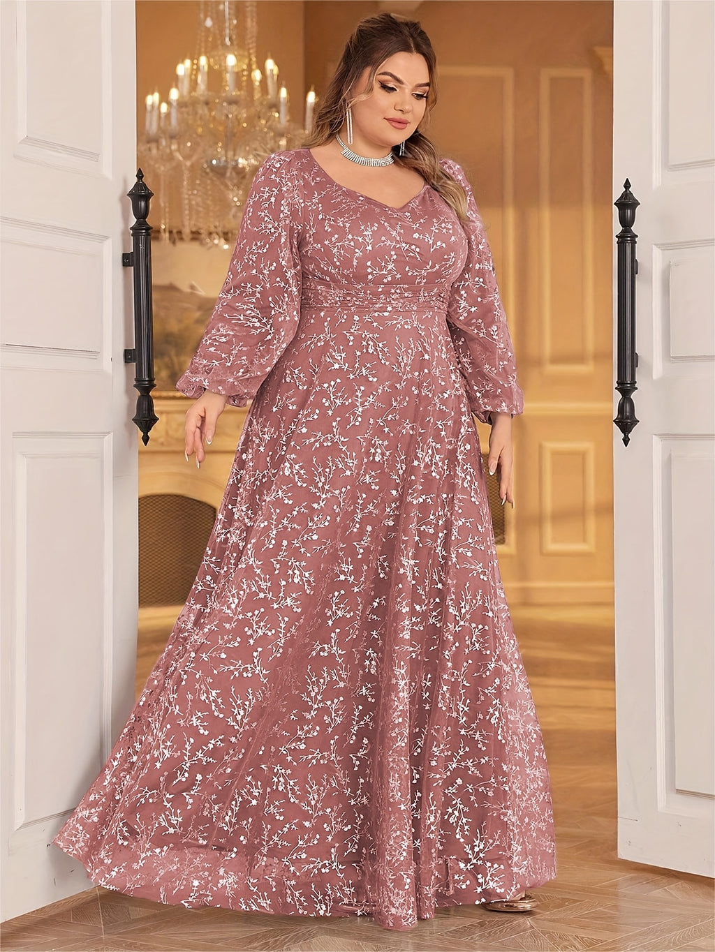 Robe de cérémonie grande taille, tulle à branches de sequins