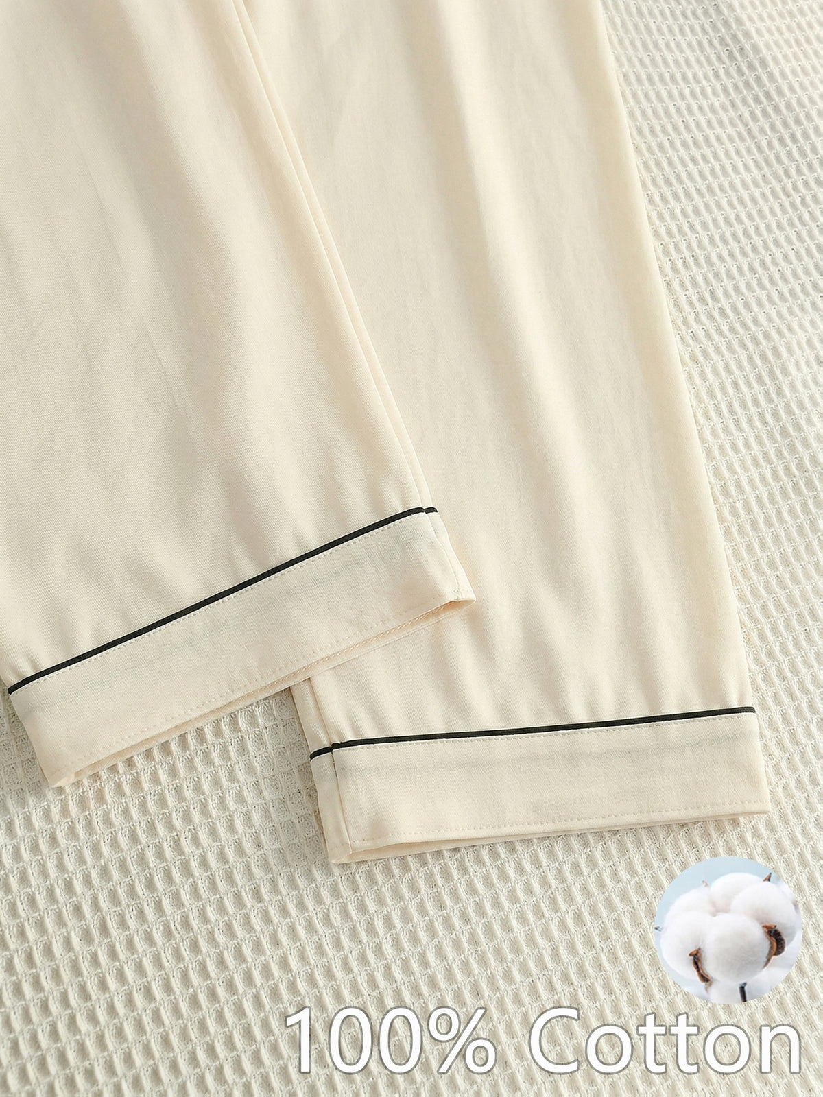 Pyjama grande taille à broderies, manches courtes, toucher naturel — composition : 100% Coton Image