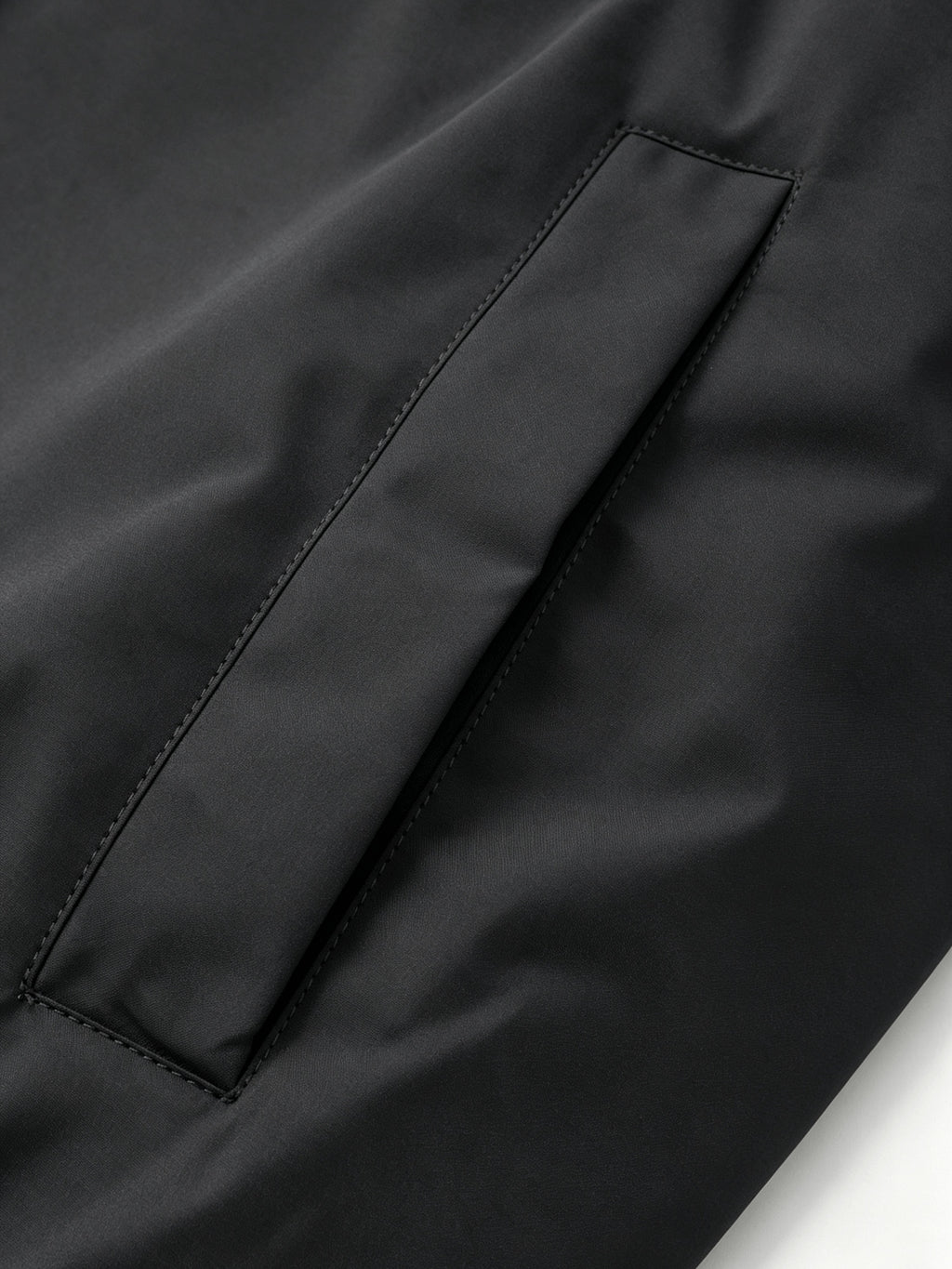 Veste grande taille, coupe oversize, fermeture zippée, visuel produit