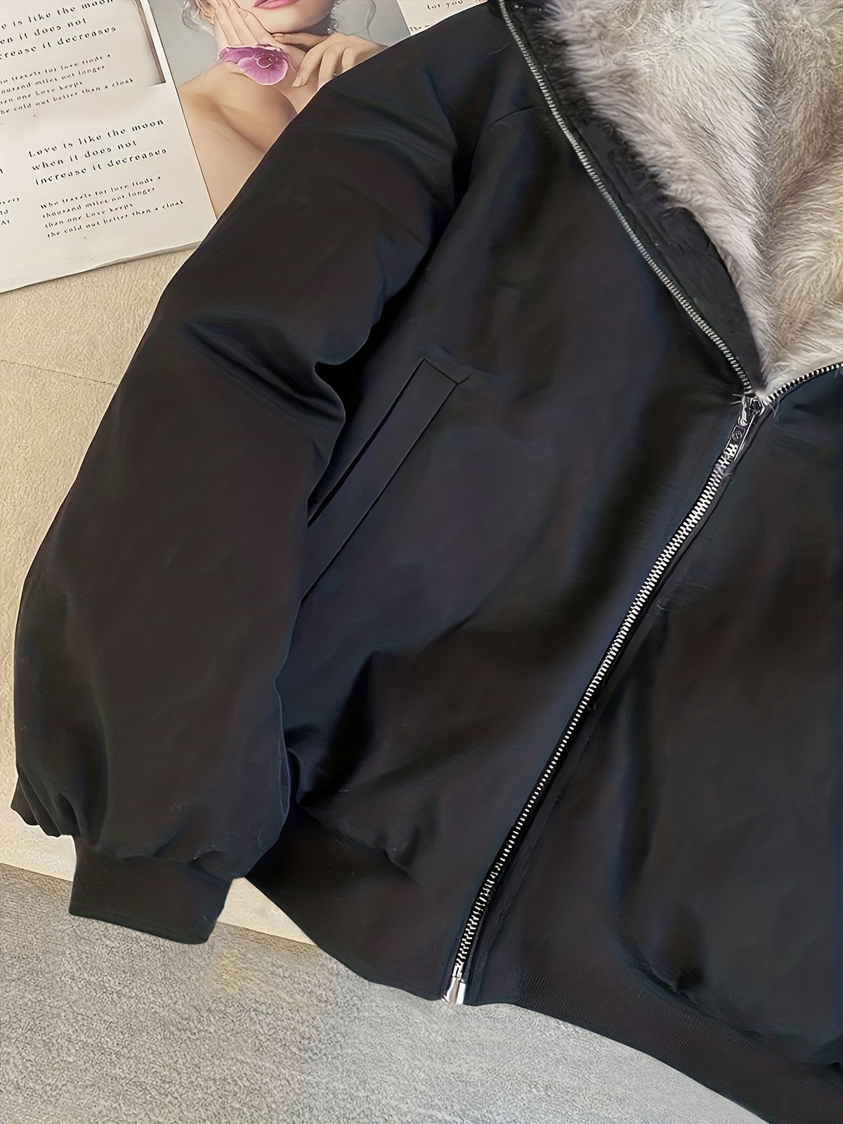 Veste grande taille, coupe oversize, capuche, chaleur d'hiver, tissu opaque