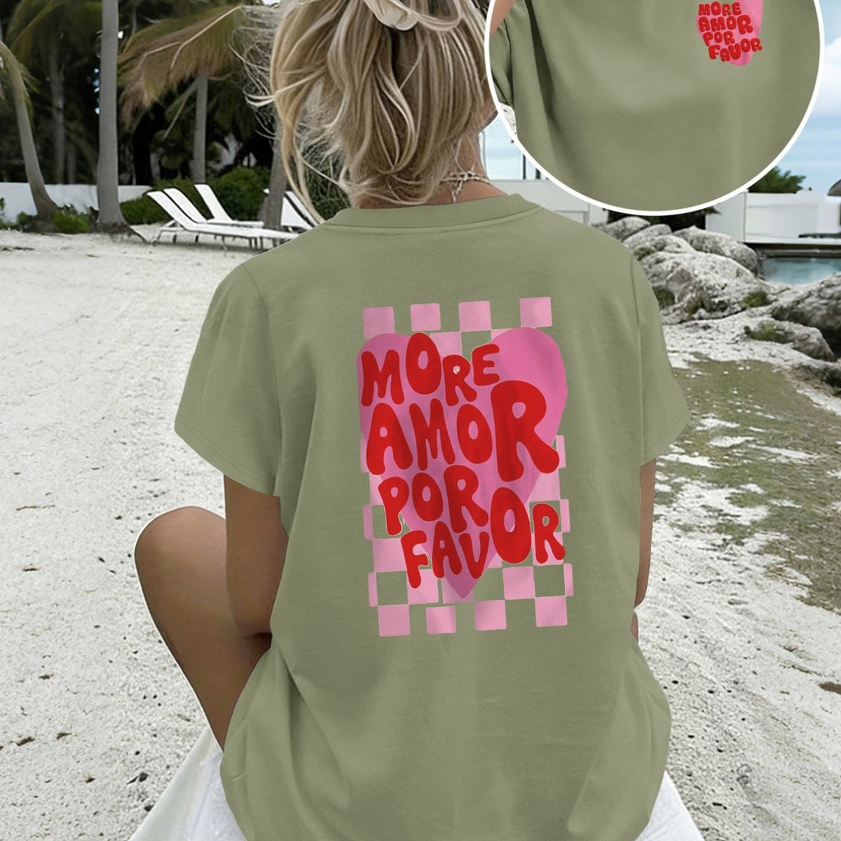 T-shirt grande taille, coupe ample, col rond, manches courtes, porté de face