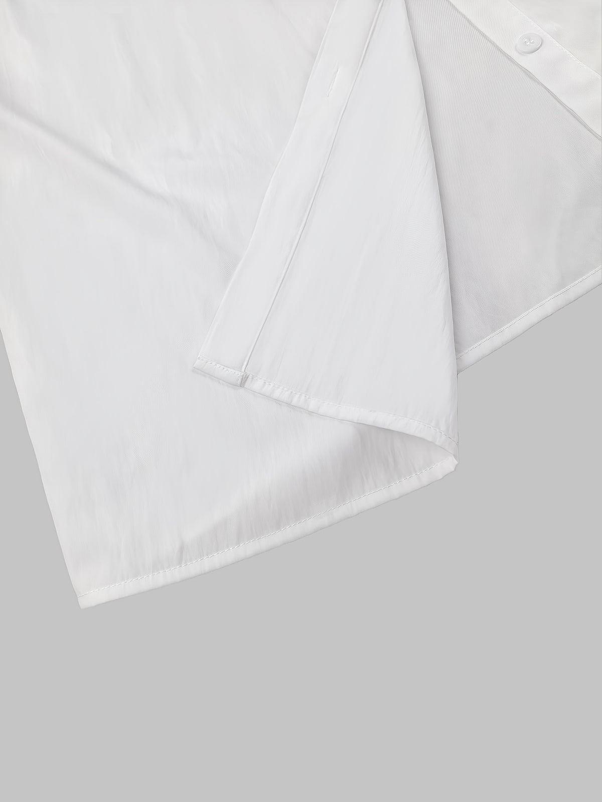 Chemise grande taille en dentelle, col, porté de face