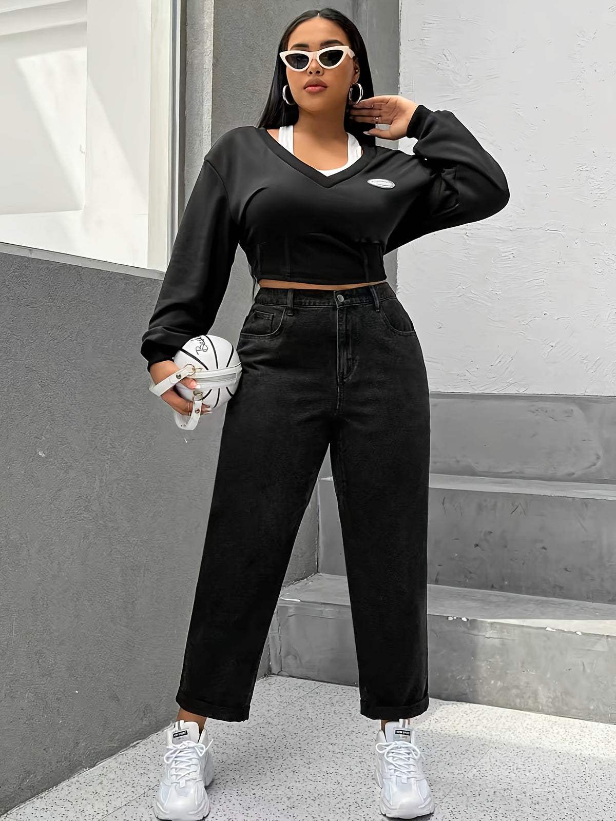 Pantalon grande taille, coupe droite, toucher naturel, jambe large — composition : 70% Coton, 28% Polyester, 2% Élasthanne Image