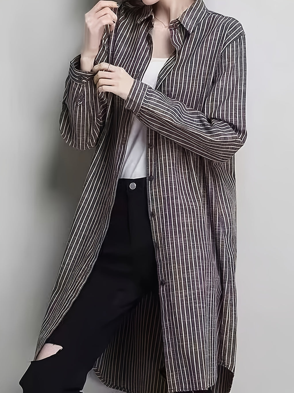 Chemise grande taille à rayures, coupe ample, col à revers, boutonnage, vu de dos
