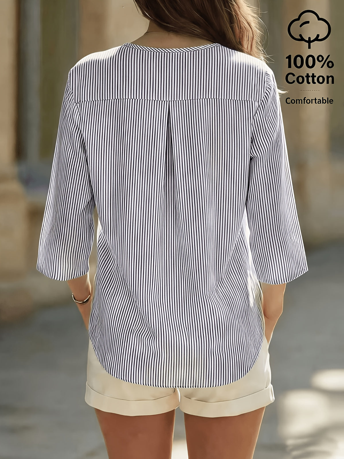 Chemise grande taille à rayures, coupe oversize, col V, toucher naturel, détail du col