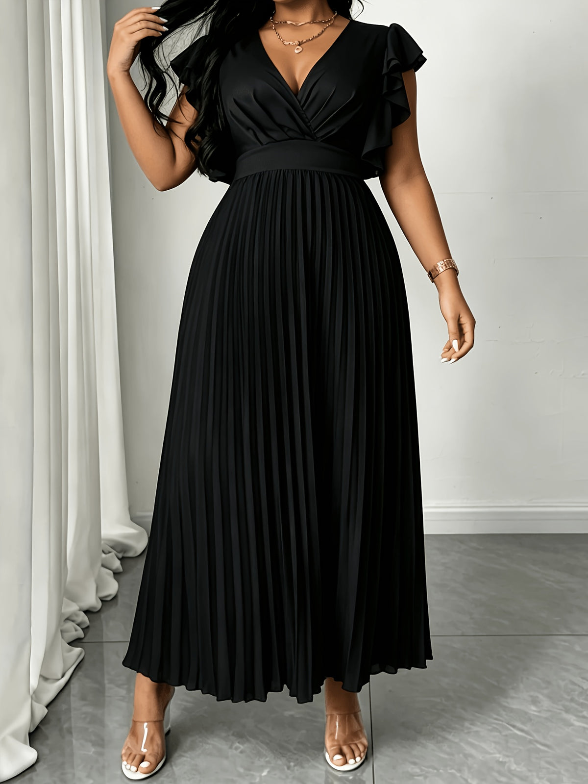 Robe de cérémonie grande taille — Satin plissé et dos noué