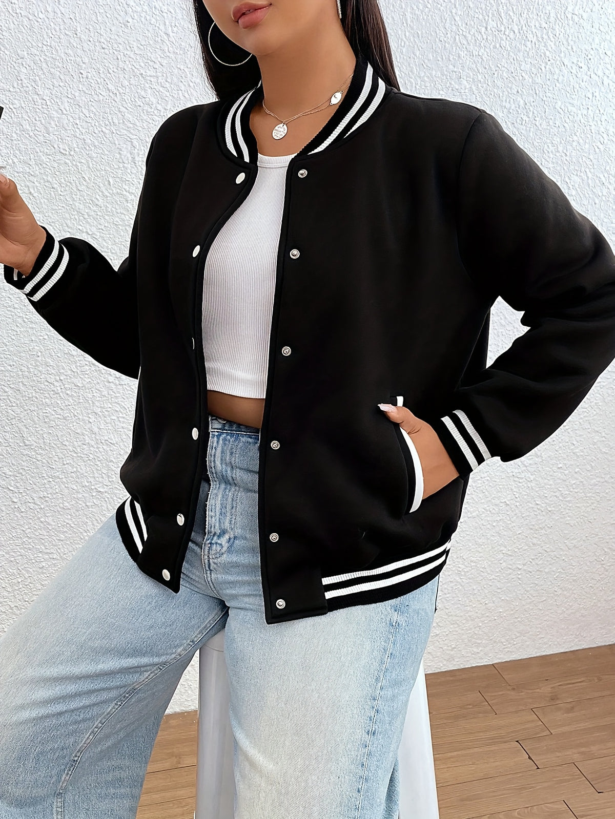 Veste grande taille, poches pratiques, chaleur d'hiver Image