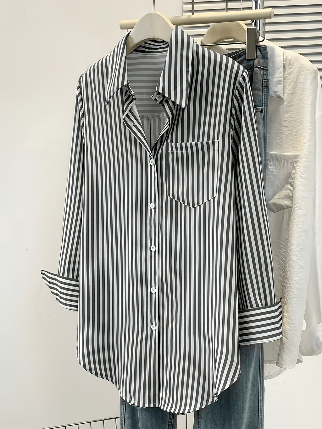 Chemise grande taille à rayures, coupe oversize, col à revers, boutonnage, autre coloris