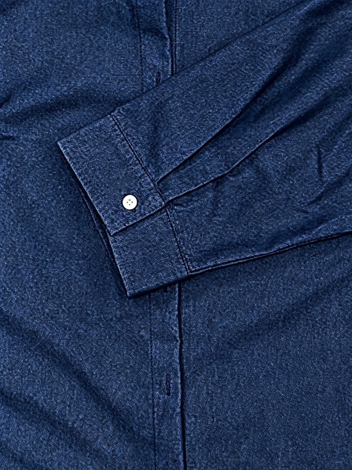 Chemise grande taille, manches longues, tombé fluide, chaleur d'hiver, détail du col
