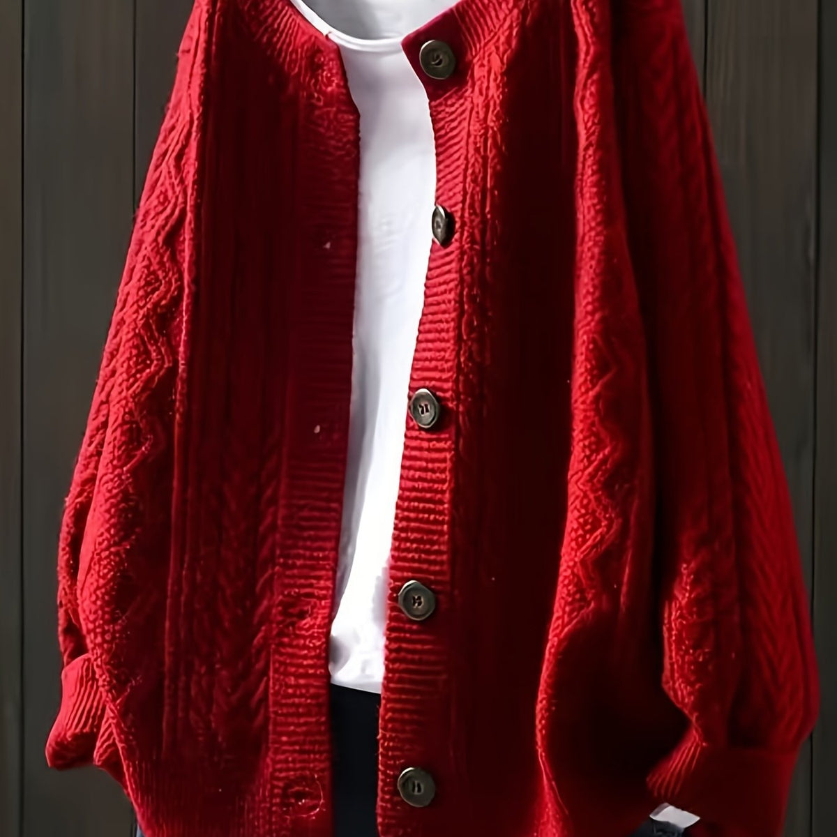 Cardigan grande taille, coupe oversize, boutonnage, manches longues — matière : polyester