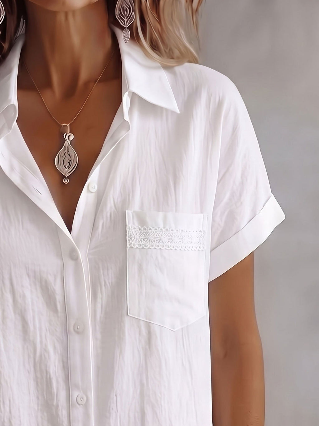 Chemise grande taille en dentelle, coupe oversize, col