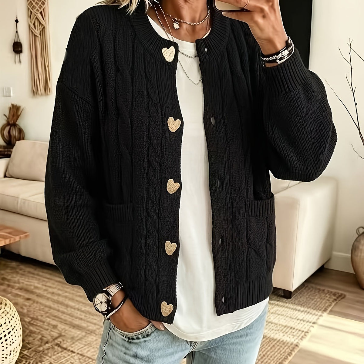 Cardigan grande taille, coupe oversize, col rond, manches longues — matière : polyester