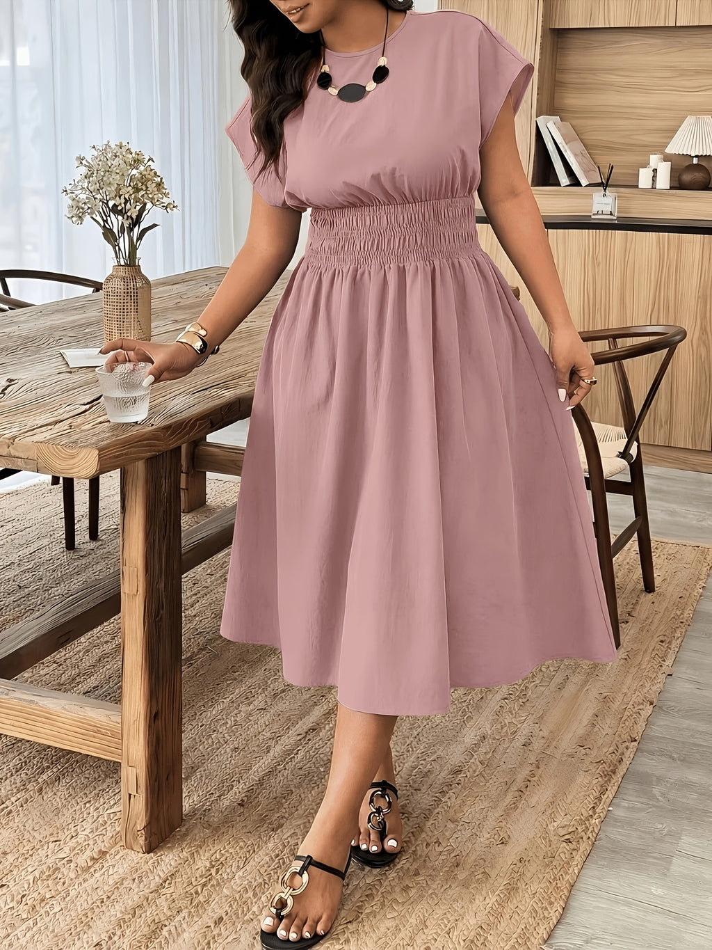 Robe grande taille, coupe ample, longueur midi