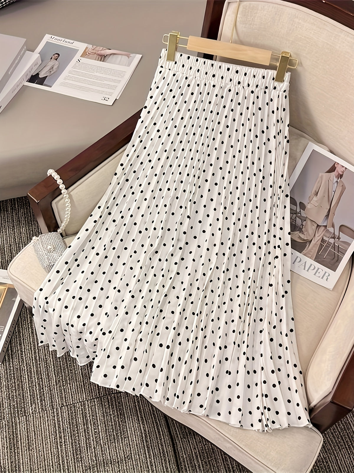 Jupe grande taille à pois, plissés, visuel produit