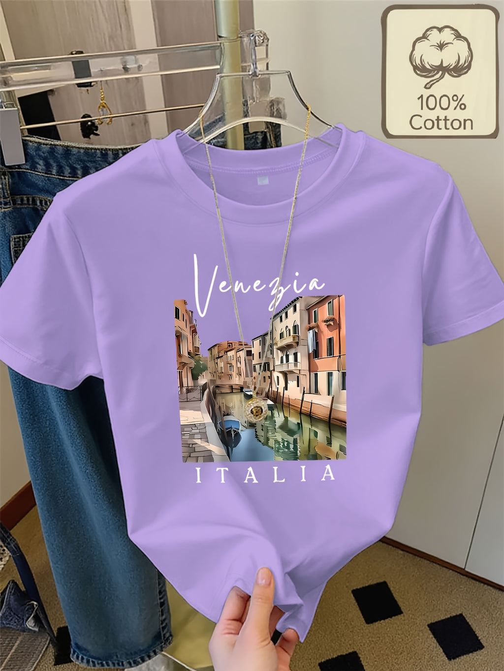 Top grande taille, col rond, manches courtes, toucher naturel